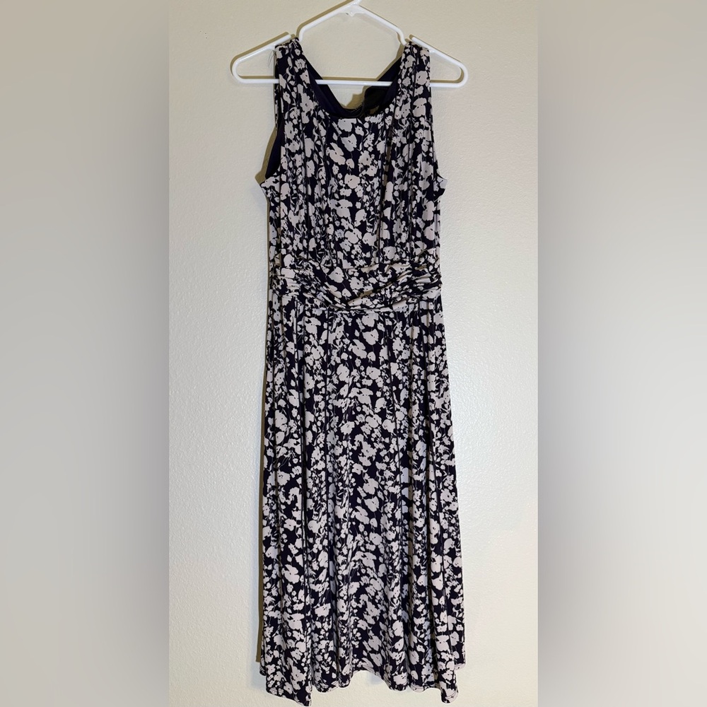 Chic Black and White Floral Maxi Dress